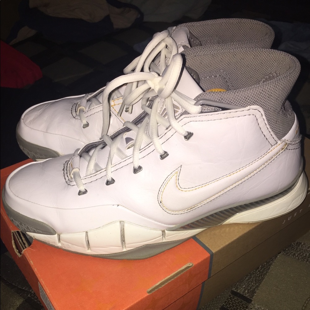 OG Nike Kobe 1